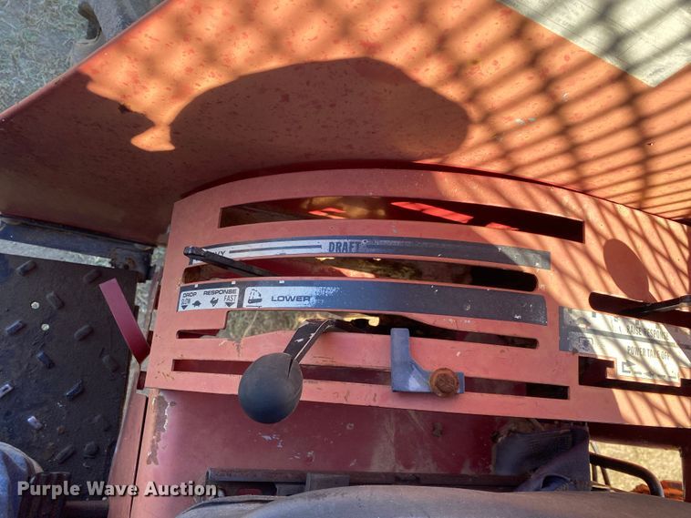 image for item JW9352 1995 Case IH 3220  tractor