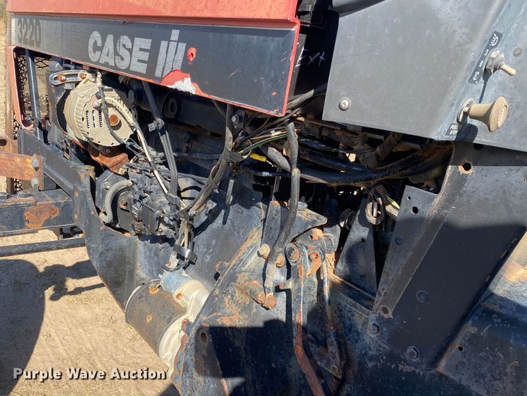 image for item JW9352 1995 Case IH 3220  tractor