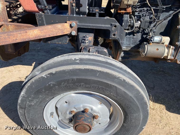 image for item JW9352 1995 Case IH 3220  tractor