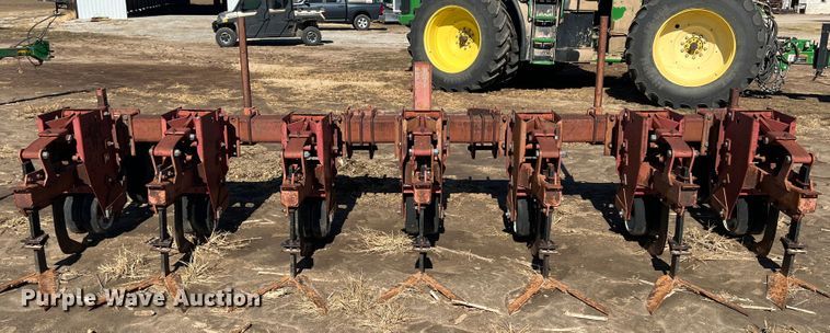 image for item KF9809 Row crop cultivator