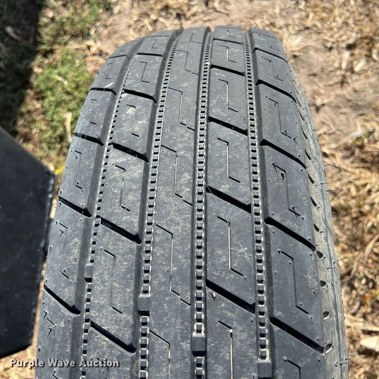 image for item KF9813 John Deere 635F  flex head