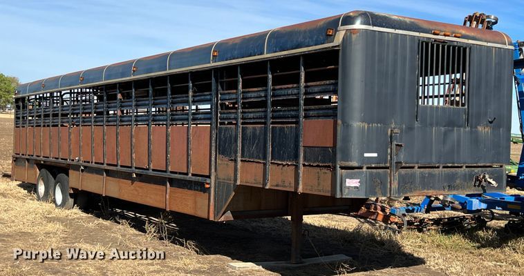 image for item KF9816 1993 Coose  livestock trailer