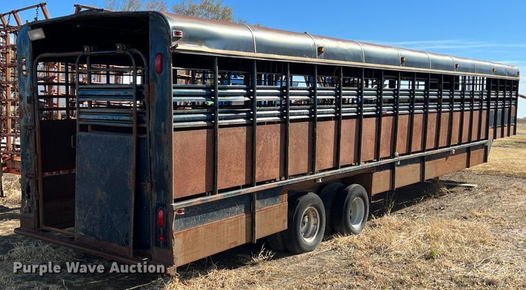image for item KF9816 1993 Coose  livestock trailer