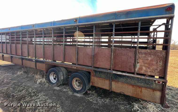 image for item KF9816 1993 Coose  livestock trailer