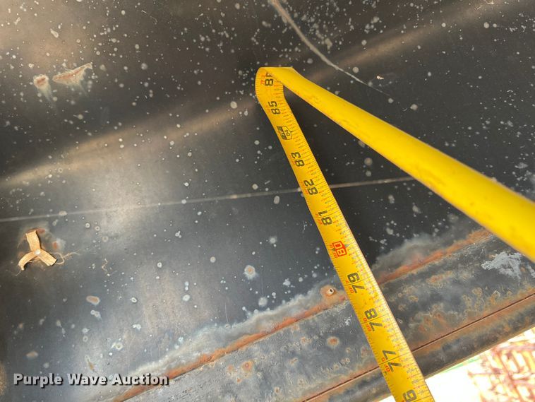 image for item KF9816 1993 Coose  livestock trailer