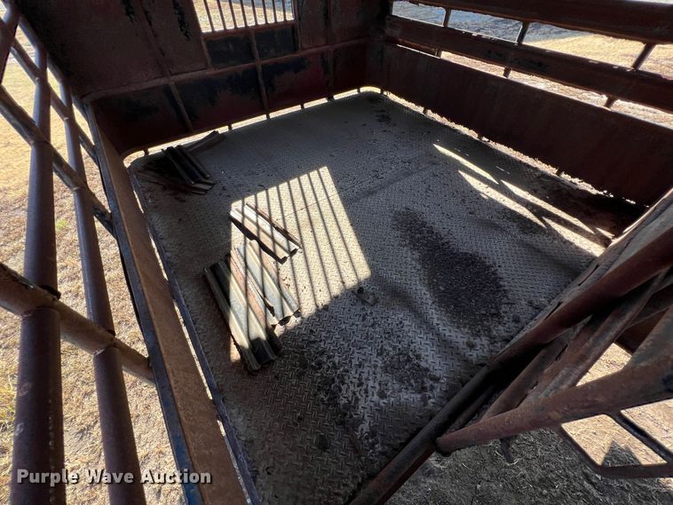 image for item KF9816 1993 Coose  livestock trailer