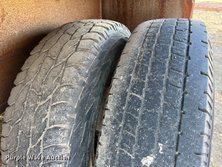 image for item KF9816 1993 Coose  livestock trailer