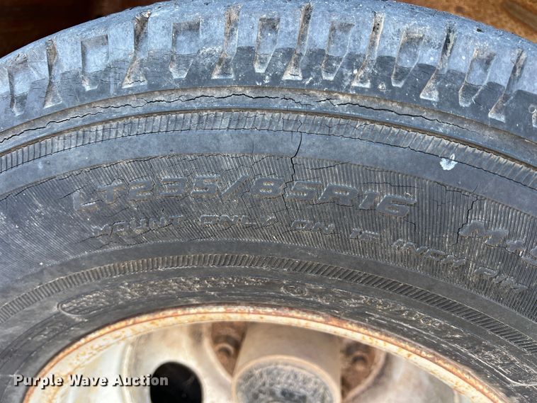 image for item KF9816 1993 Coose  livestock trailer