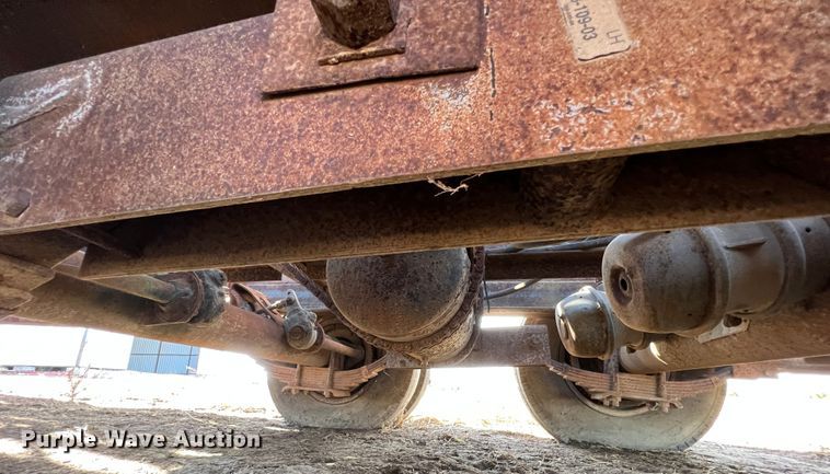 image for item KF9816 1993 Coose  livestock trailer