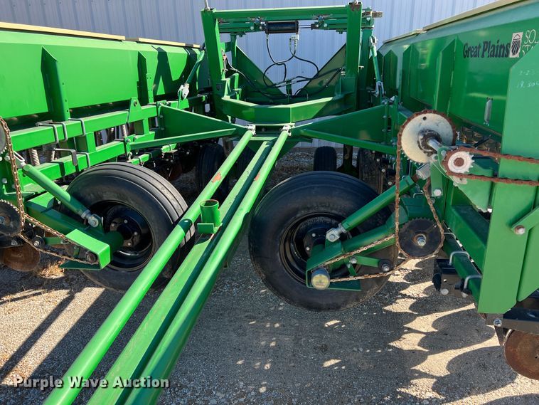 image for item KF9858 Great Plains Solid Stand 30  grain drill