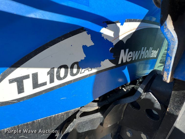 image for item KF9859 2007 New Holland TL100A  tractor