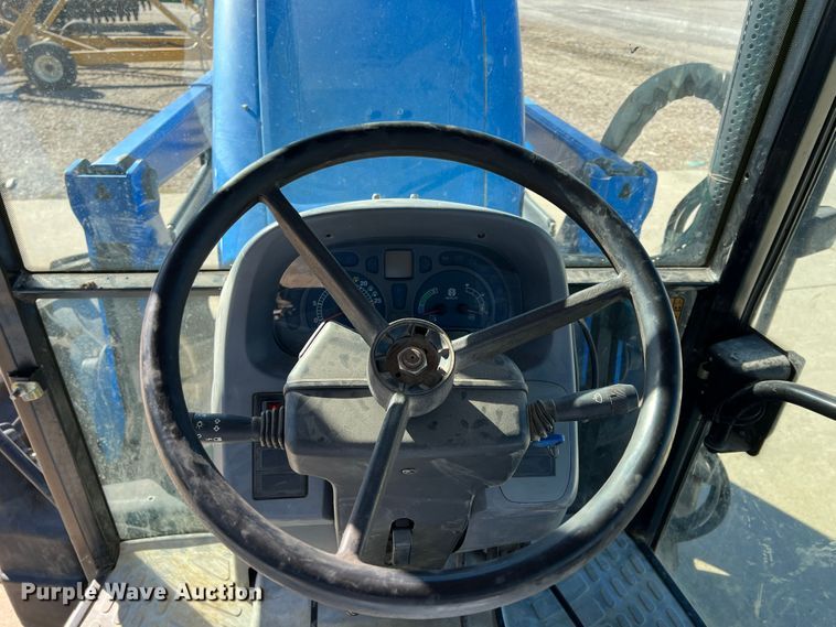 image for item KF9859 2007 New Holland TL100A  tractor