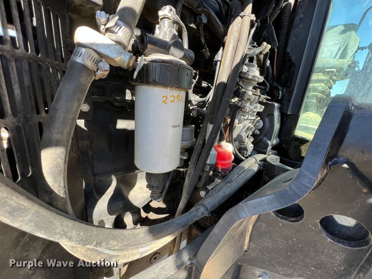 image for item KF9859 2007 New Holland TL100A  tractor