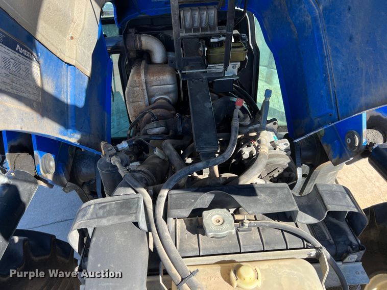 image for item KF9859 2007 New Holland TL100A  tractor