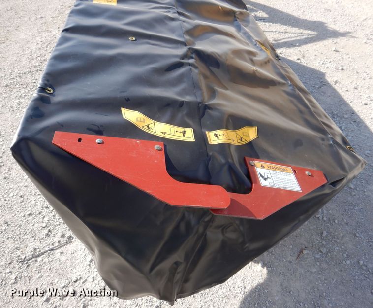 image for item KW9291 2011 Case IH MD82  disc mower