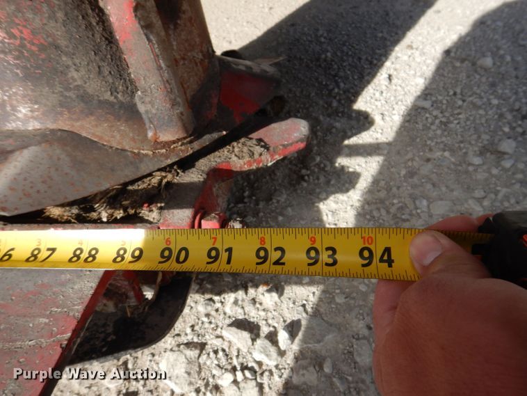 image for item KW9291 2011 Case IH MD82  disc mower