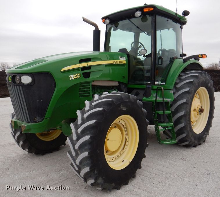 image for item KW9699 2007 John Deere 7830  MFWD tractor