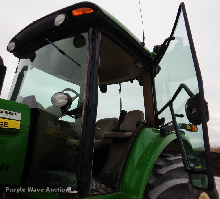 image for item KW9699 2007 John Deere 7830  MFWD tractor