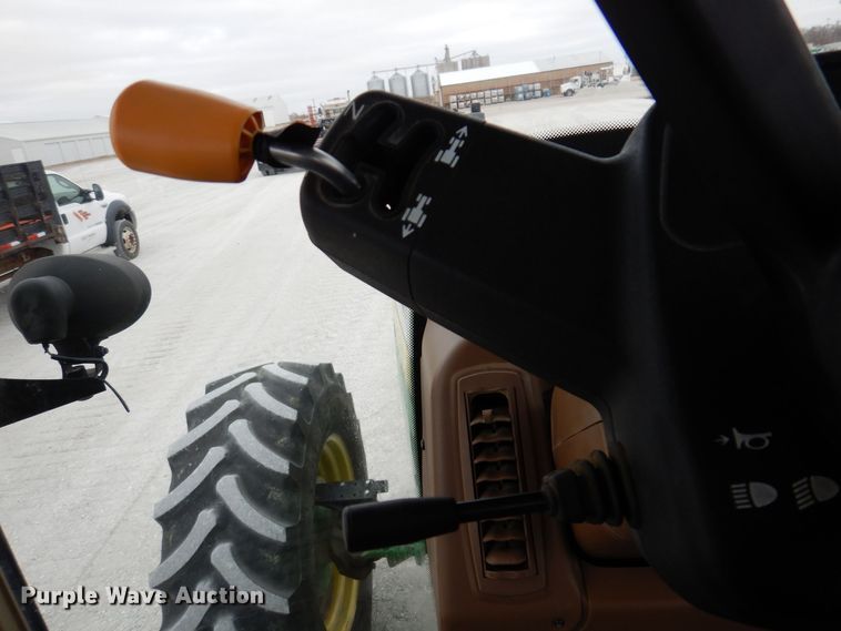 image for item KW9699 2007 John Deere 7830  MFWD tractor