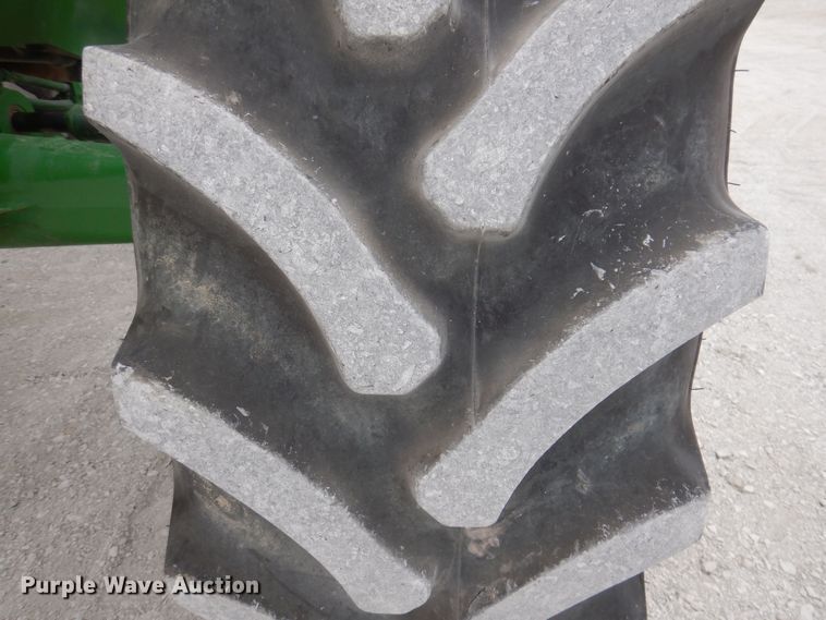 image for item KW9699 2007 John Deere 7830  MFWD tractor