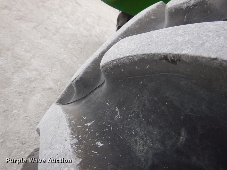 image for item KW9699 2007 John Deere 7830  MFWD tractor