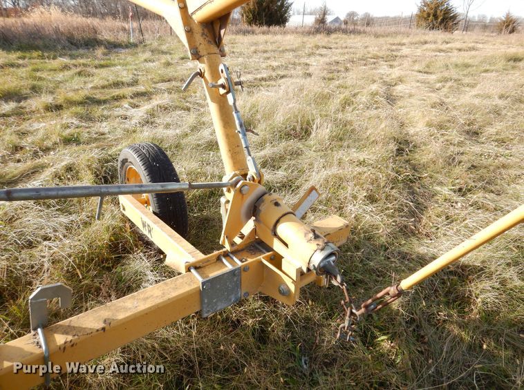 image for item KW9778 Vermeer WR24  hay rake