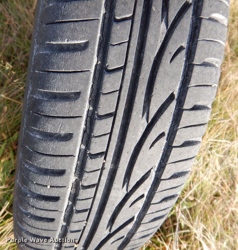 image for item KW9778 Vermeer WR24  hay rake