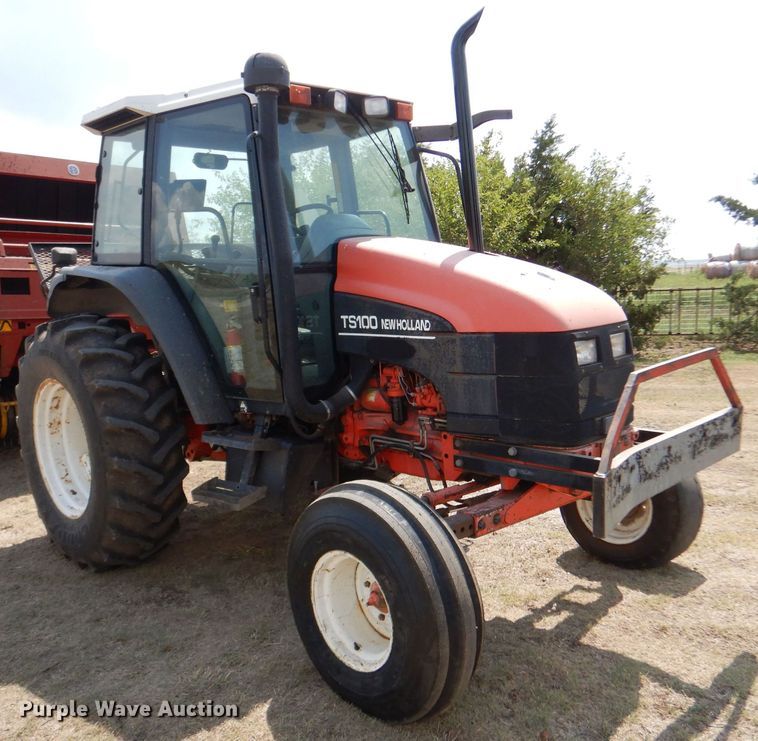 image for item LB9910 2000 New Holland TS100  tractor