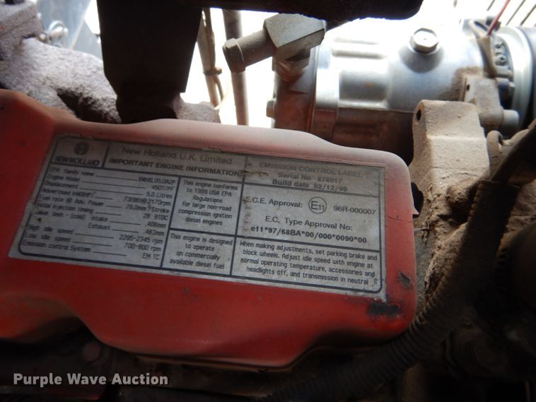 image for item LB9910 2000 New Holland TS100  tractor