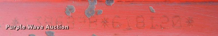 image for item LB9910 2000 New Holland TS100  tractor