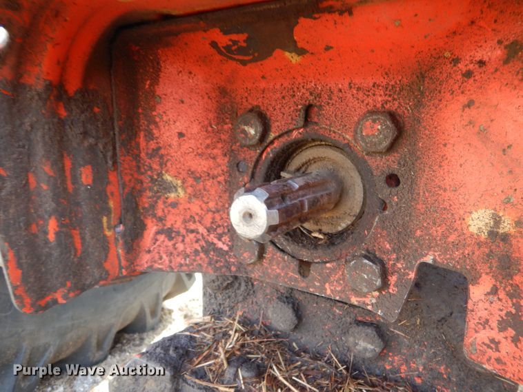 image for item LB9911 2000 New Holland TS100  tractor