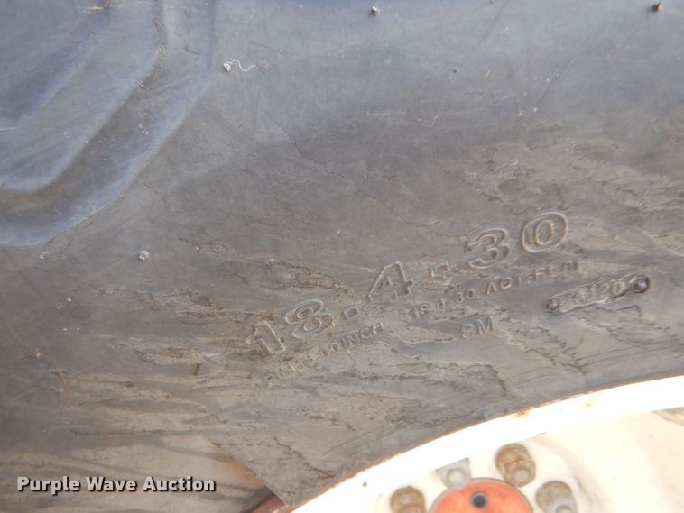 image for item LB9911 2000 New Holland TS100  tractor