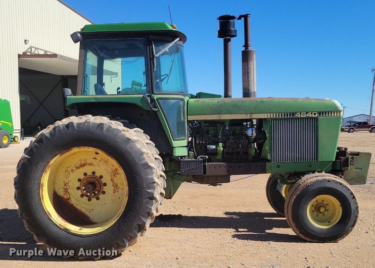 image for item LG9307 1980 John Deere 4640  tractor