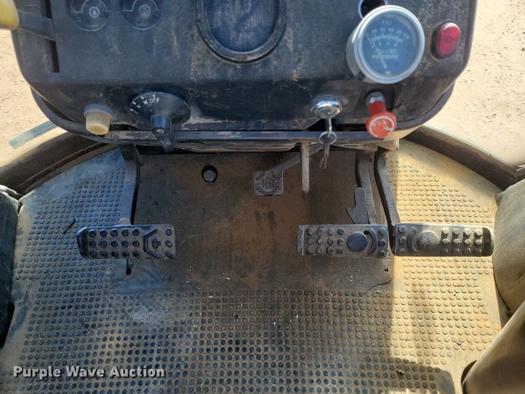 image for item LG9307 1980 John Deere 4640  tractor