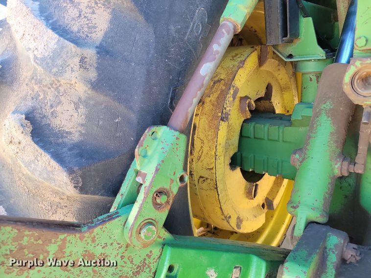 image for item LG9307 1980 John Deere 4640  tractor