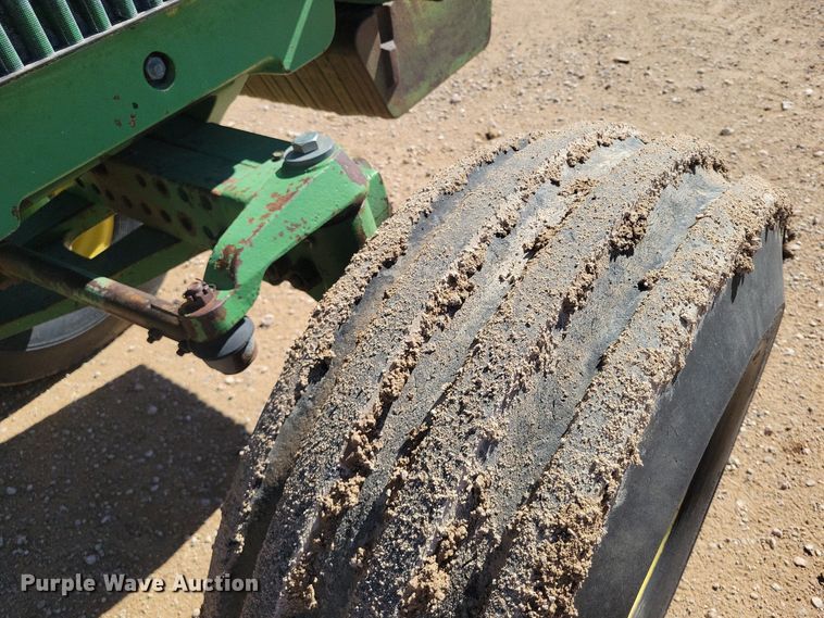 image for item LG9307 1980 John Deere 4640  tractor