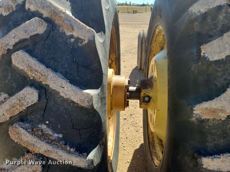 image for item LG9307 1980 John Deere 4640  tractor