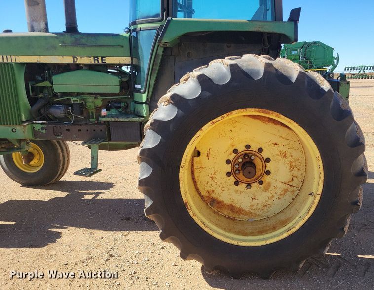 image for item LG9307 1980 John Deere 4640  tractor