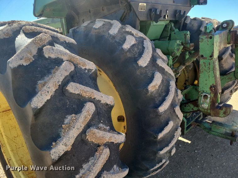 image for item LG9307 1980 John Deere 4640  tractor