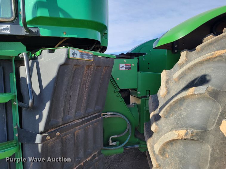 image for item LG9317 2012 John Deere 9360R  4WD tractor