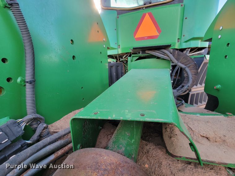 image for item LG9317 2012 John Deere 9360R  4WD tractor