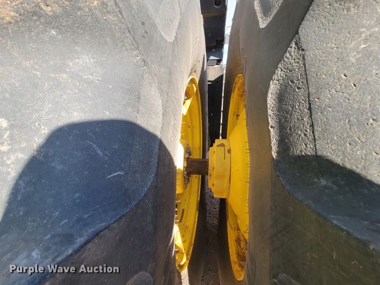 image for item LG9317 2012 John Deere 9360R  4WD tractor