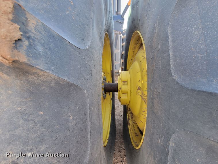 image for item LG9317 2012 John Deere 9360R  4WD tractor