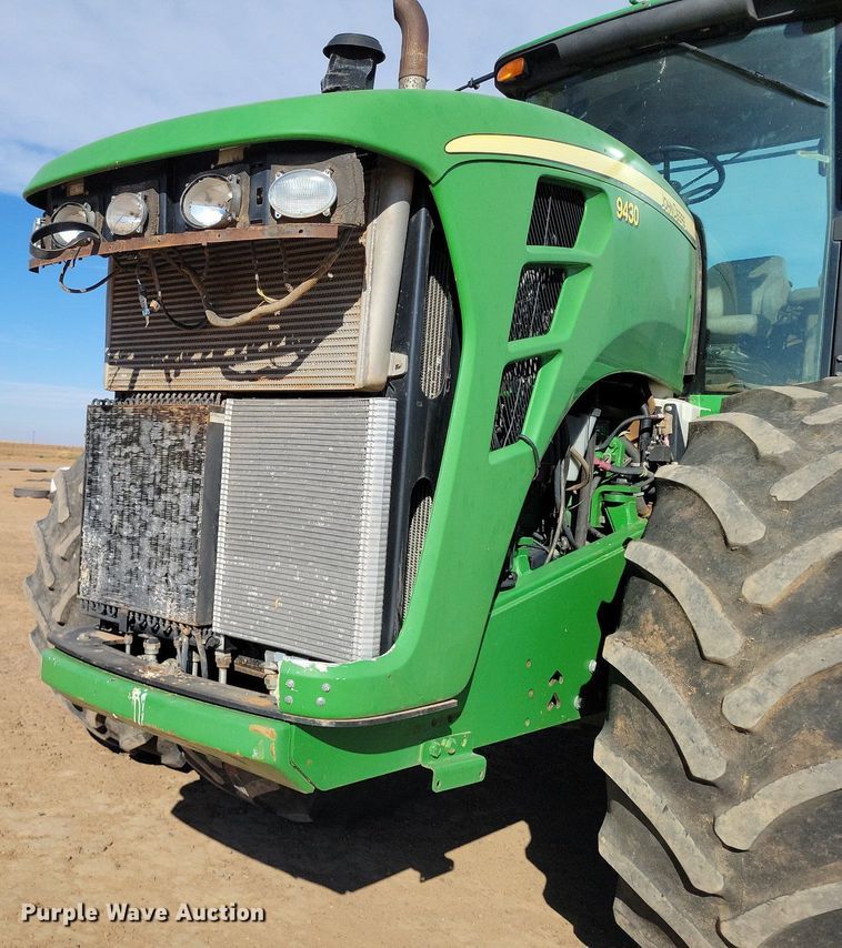 image for item LG9318 2007 John Deere 9430 4WD tractor