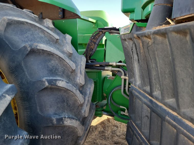 image for item LG9318 2007 John Deere 9430 4WD tractor