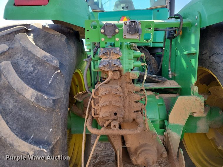 image for item LG9318 2007 John Deere 9430 4WD tractor