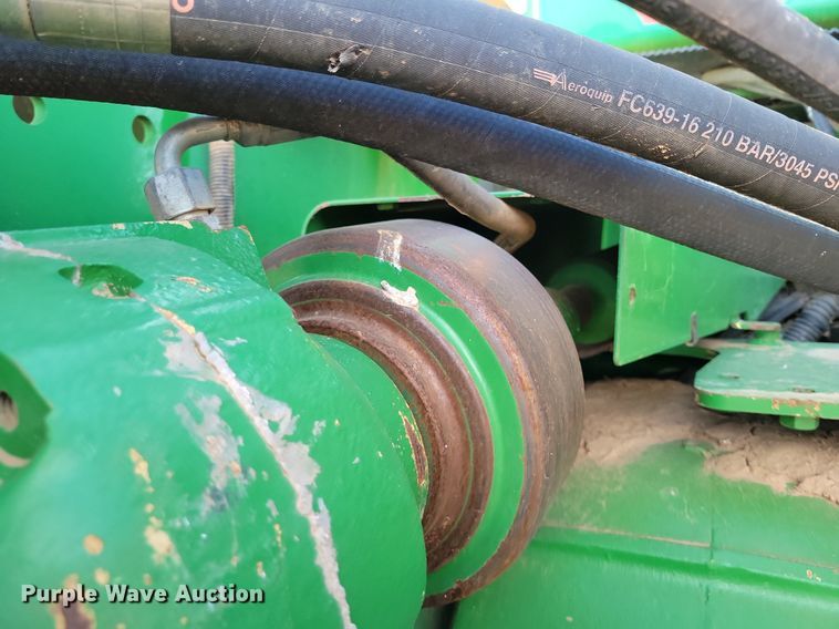 image for item LG9318 2007 John Deere 9430 4WD tractor