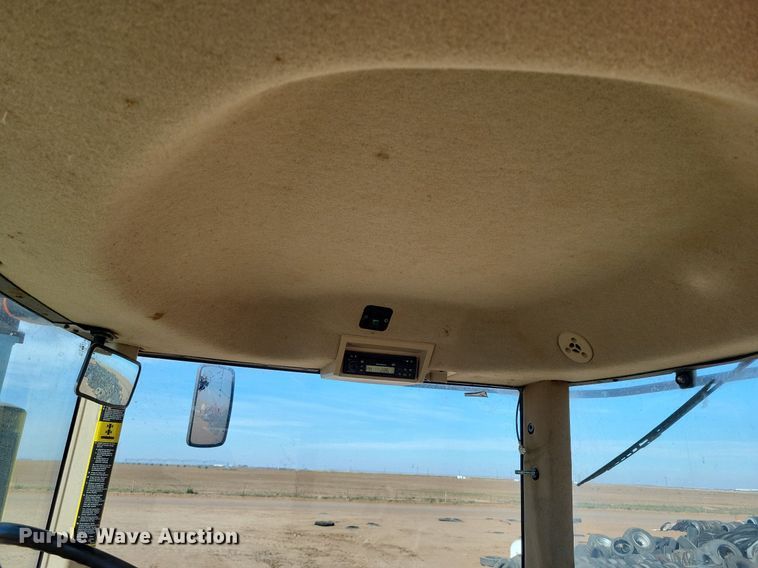 image for item LG9318 2007 John Deere 9430 4WD tractor