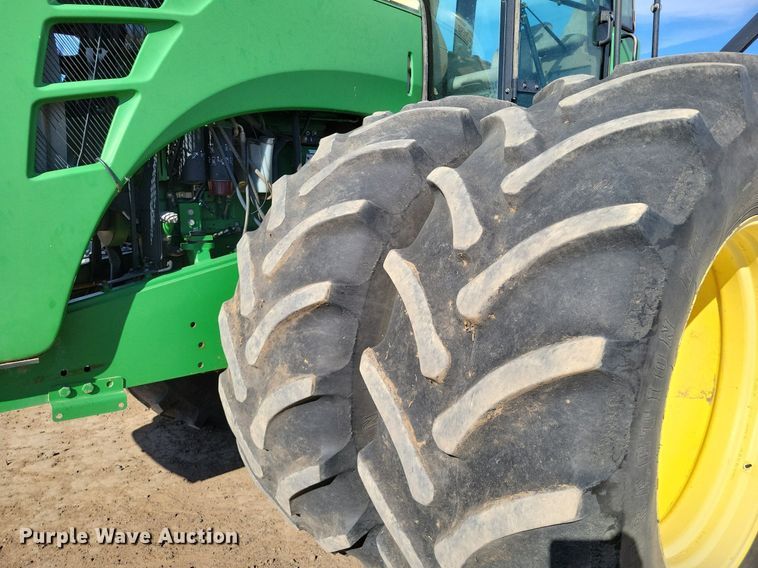 image for item LG9318 2007 John Deere 9430 4WD tractor