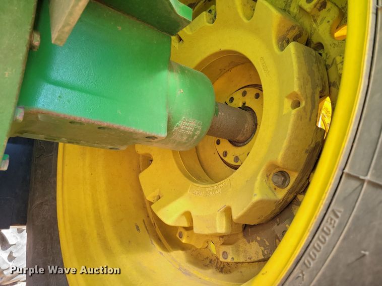 image for item LG9318 2007 John Deere 9430 4WD tractor